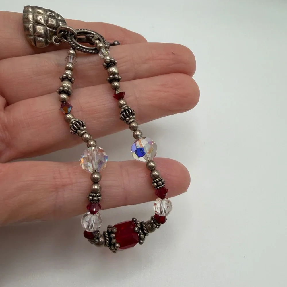 VTG Style Red Ruby AB Crystal Beaded Toggle Bracelet Quilted Heart Charm Sweet